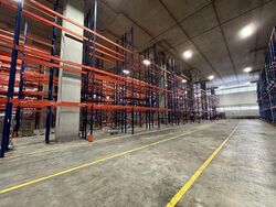 Jalan Buroh (D22), Warehouse #578702141